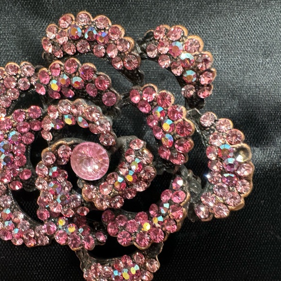 Vintage Brooch. Pink crystals - Picture 2 of 4